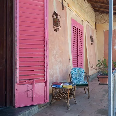 게스트하우스 Florio Parghelia *