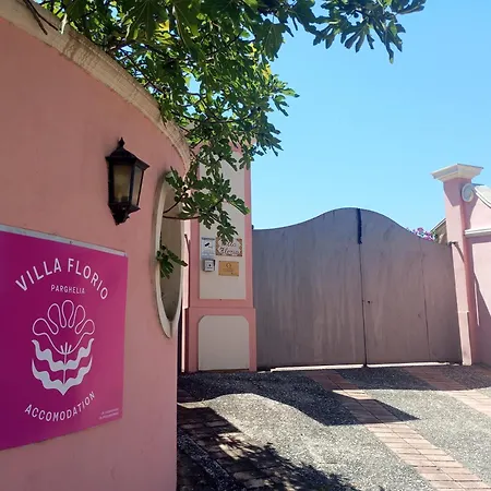 Florio Parghelia 게스트하우스 *