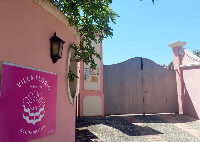 Florio Parghelia בית הארחה *